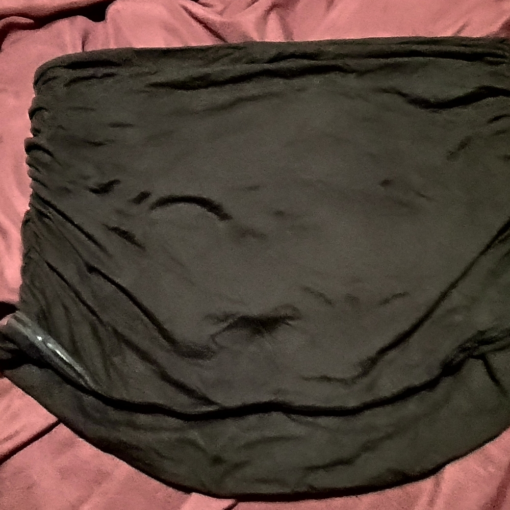 Black Strapless Top